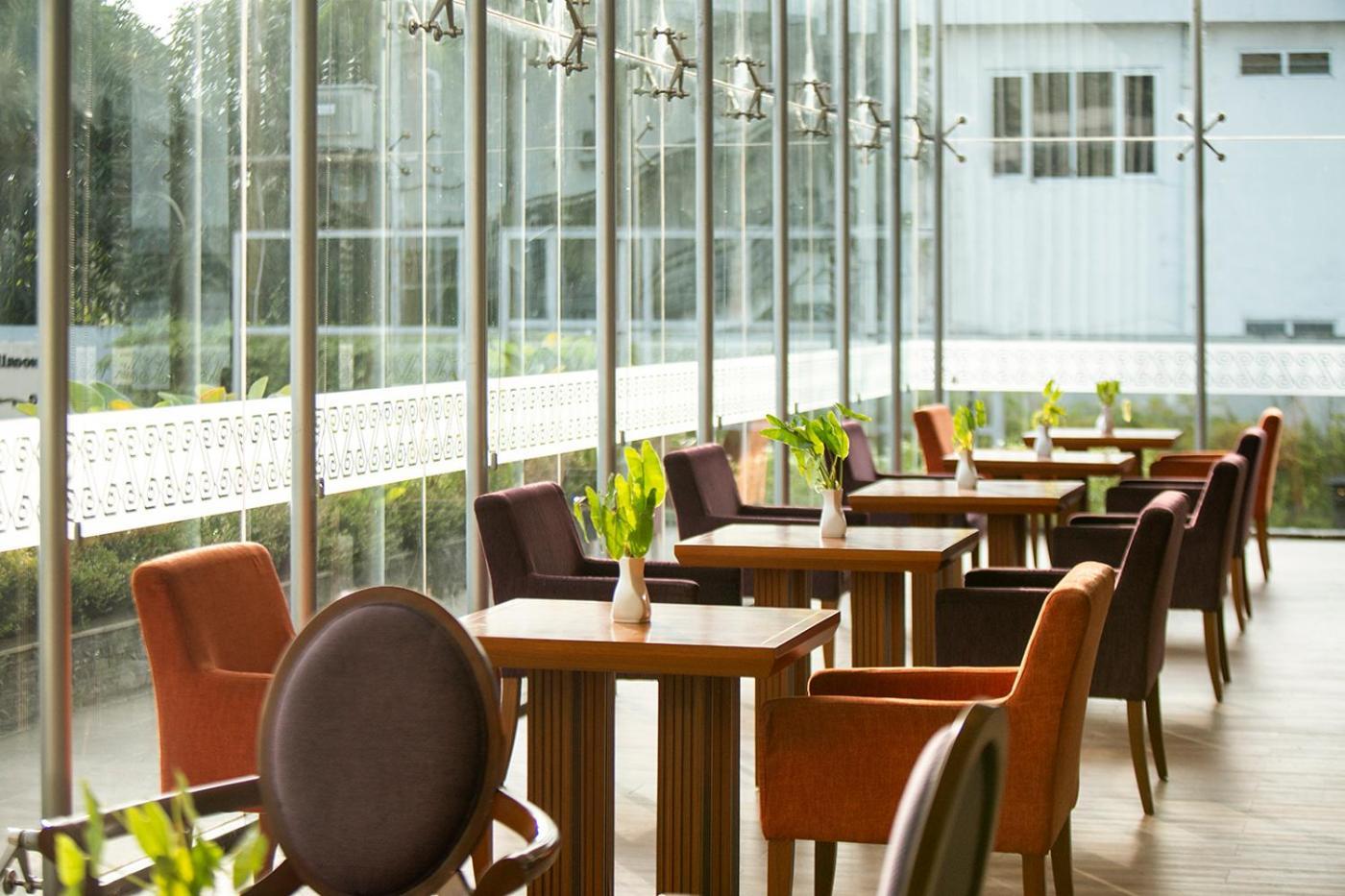 Swiss-Belhotel Danum Palangka Raya Exterior foto