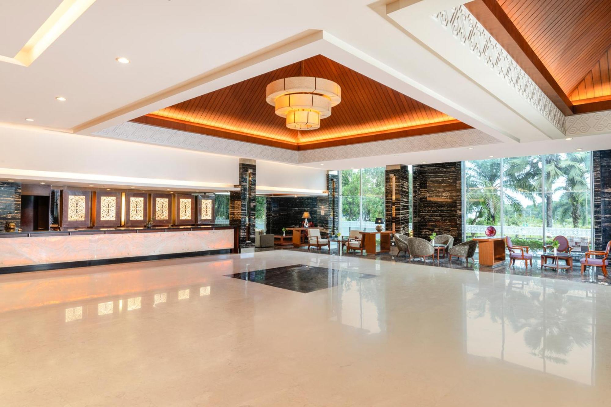 Swiss-Belhotel Danum Palangka Raya Exterior foto